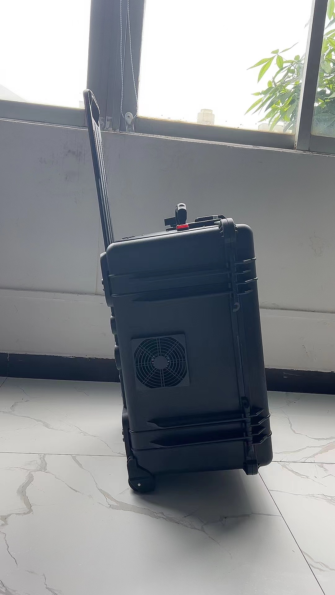 上安乡手拉箱型移动通信干扰器